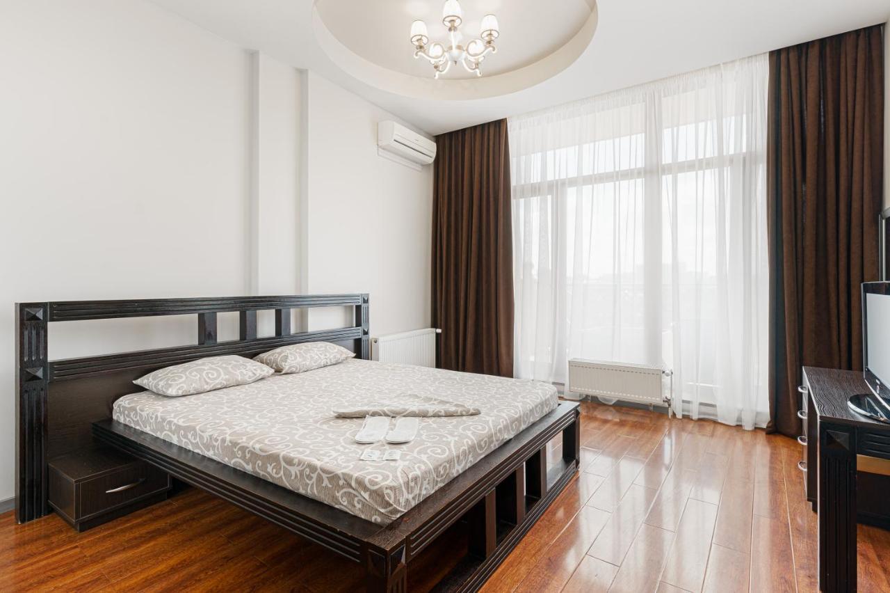 Arcadia Palace 2-Bedrooms Apartment With Terrace Одеса Екстер'єр фото