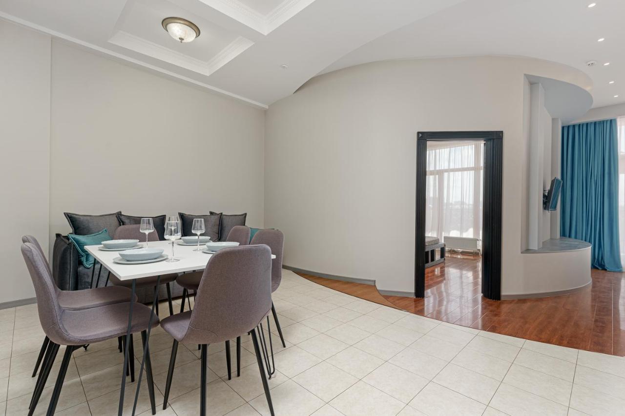 Arcadia Palace 2-Bedrooms Apartment With Terrace Одеса Екстер'єр фото